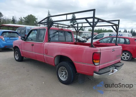 1994 Mazda B4000 Cab Plus z USA, uszkodzony, nr VIN 4F4CR16X9RTM45207